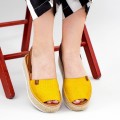 Dámske sandále na platforme WH1932 Žltá | Mei