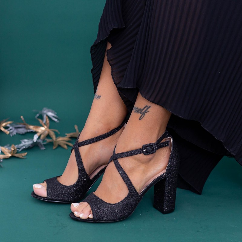 Dámske sandále na hrubom podpätku XD83C Čierna | Mei