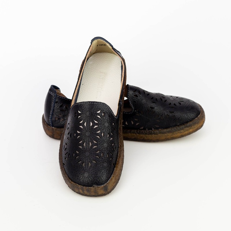 Dámske topánky na voľný čas Y1905 Čierna | Formazione