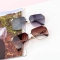 Dámske slnečné okuliare 2020-316 Čierna Fashion